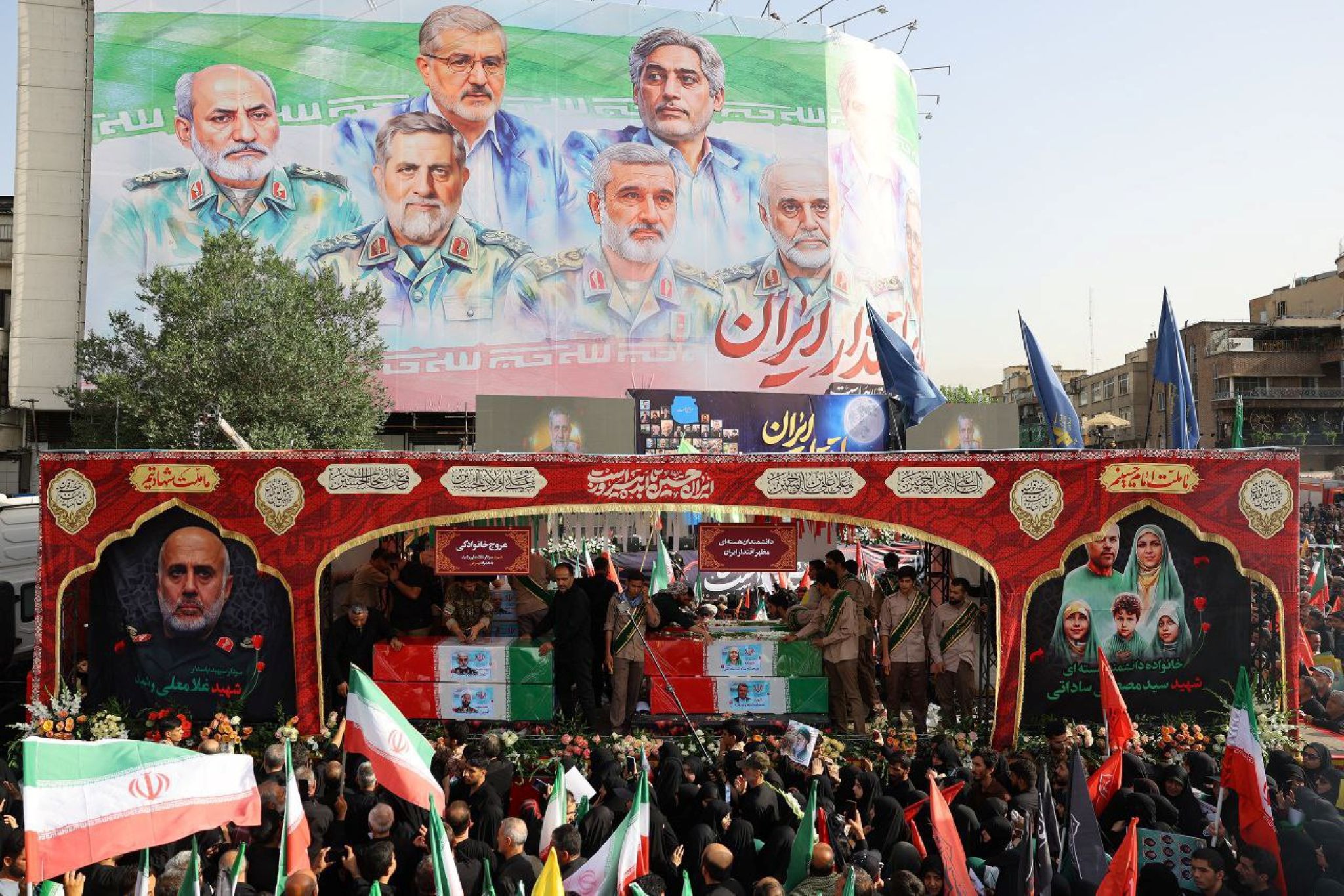 https://newyorkwarcrimes.com/media/pages/tehran-holds-the-line/ccb99b55e0-1751638197/scientist-mural-3-best.jpg