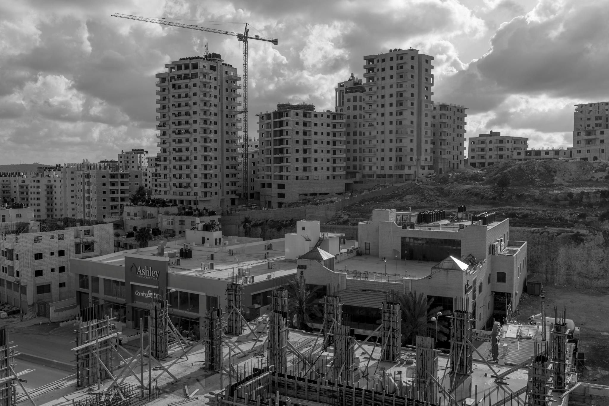 https://newyorkwarcrimes.com/media/pages/the-two-story-solution/c42e1e3c69-1756318716/kufr-aqab-construction.jpg